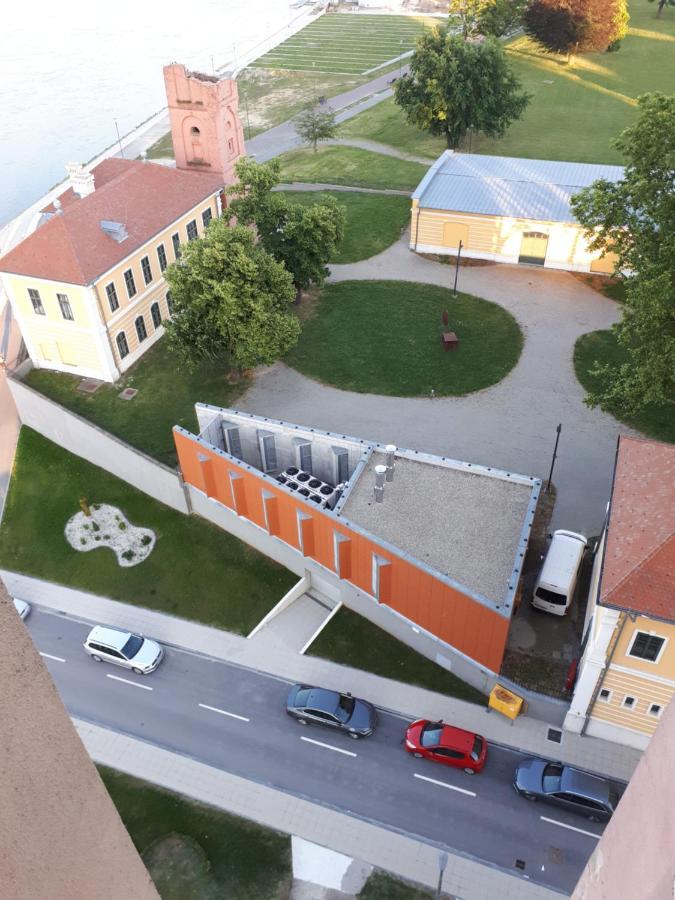 Apartman Panorama Vukovar Eksteriør billede
