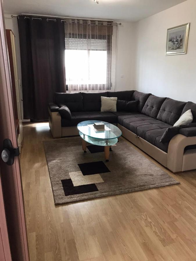 Apartman Panorama Vukovar Eksteriør billede